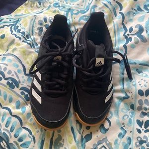Adidas youth volleyball shoes